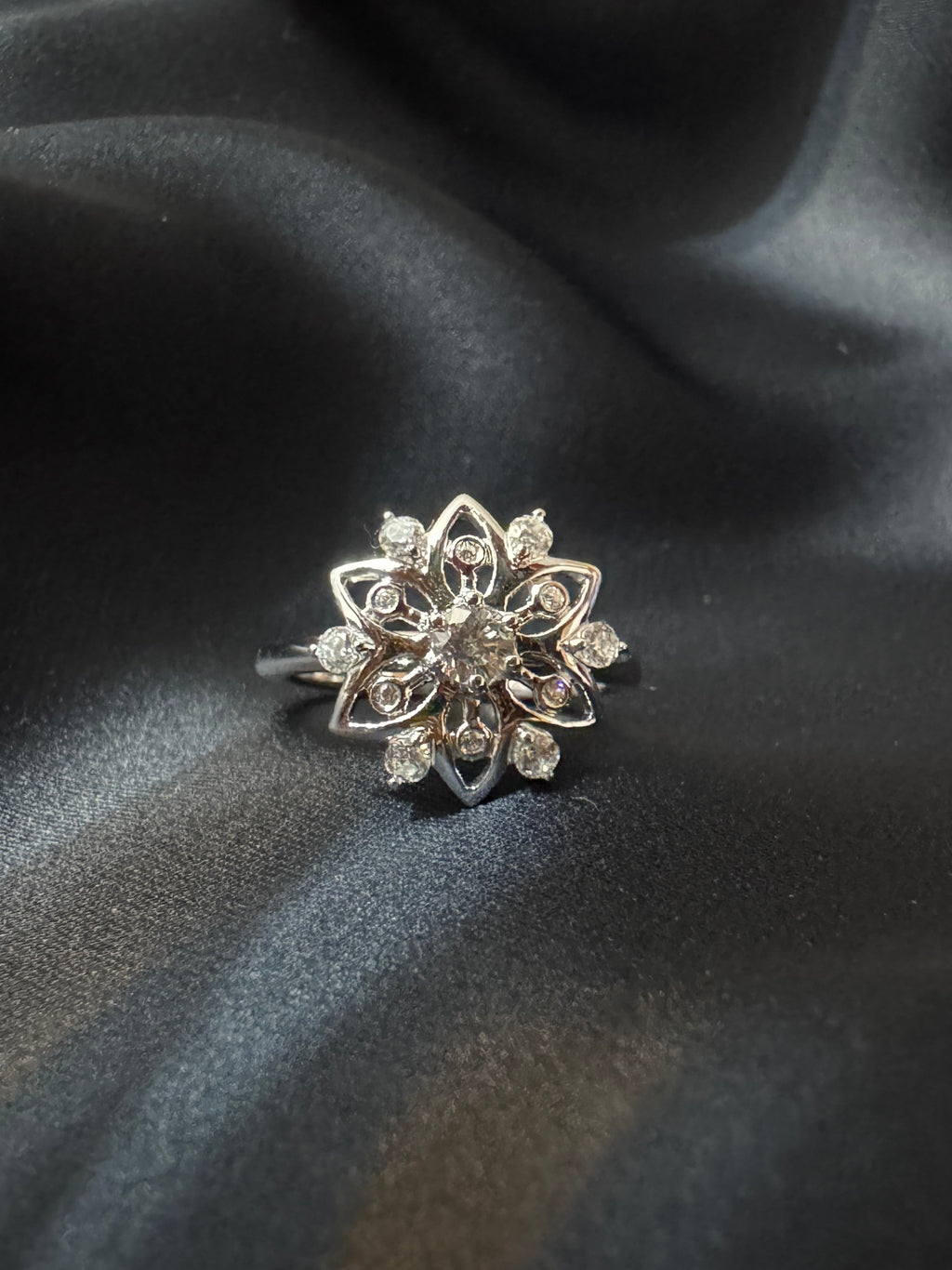 Bloom Ring